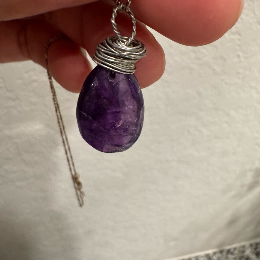 Elegant Purple Pendant Necklace
